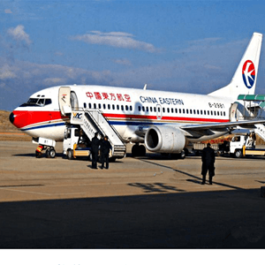 安庆天柱山空运航空快运业稳步发展的原因是什么？